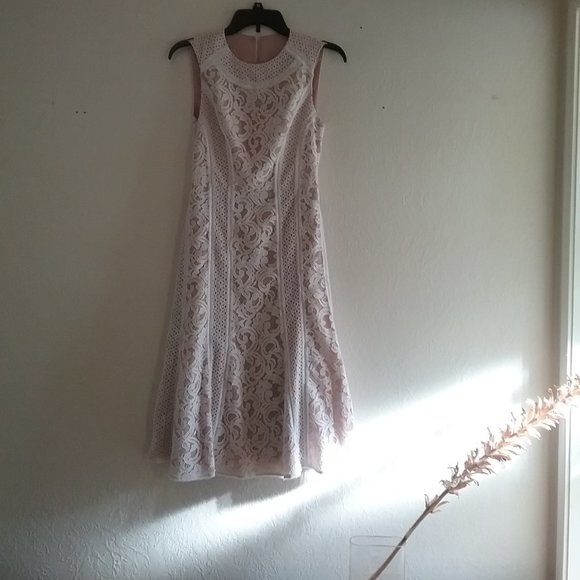 White Lace Pieced/Paneled Midi Dress Size 0